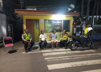 Jaga Kamtibmas Polsek Cempaka Putih Lakukan Sambang