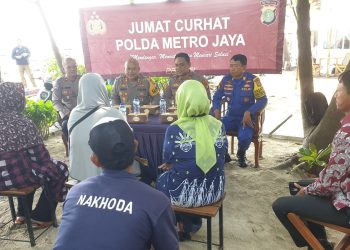 Kapolres Kepulauan Seribu Adakan Jumat Curhat di Pulau Panggang Bahas Kamtibmas dan Solusi Stunting serta KDRT