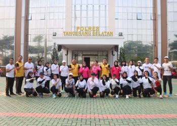 Sambut Kemala Run 2024: Polres Tangerang Selatan dan Bhayangkari Laksanakan Olahraga Pagi Bersama