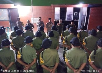 Wakapolsek Cengkareng Berikan Himbauan kepada Linmas RW 02 untuk Tingkatkan Kewaspadaan Terhadap Kejahatan