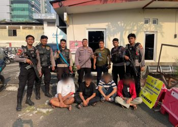 Konvoi Sambil Tenteng Senjata Tajam, Tim Patroli perintis Presisi Polres Metro Jakarta Barat Amankan 7 Remaja dan Sajam