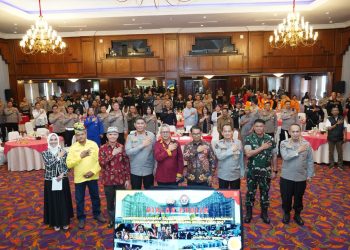 Dialog Penguatan Internal Polri: Harmonisasi Masyarakat Kaltim Menuju Indonesia Emas 2045