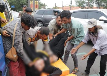 Momen Kapolres Metro Tangerang Kota Bantu Korban Lakalantas