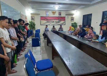Polsek Setu Membina 12 Remaja Yang Diduga Akan Melakukan Aksi Tawuran