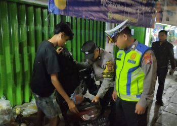 Polsek Ciputat Timur Gelar Patroli Cipta Kondisi untuk Antisipasi Gangguan Kamtibmas