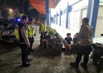 Patroli Gabungan Antisipasi Gangguan Kamtibmas Di Wilayah Cempaka Putih