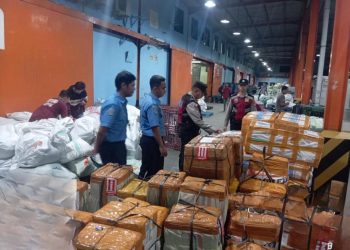 Ciptakan Kamtibmas Kondusif di Hari Raya Idul Adha 1445 H, Polsubsektor Terminal Kargo Bandara Soetta Sisir Gudang BDL