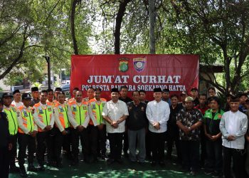 Kapolres Hadir Dalam Kegiatan Jumat Curhat Dengan Warga Sadar Pokdarkamtibmas