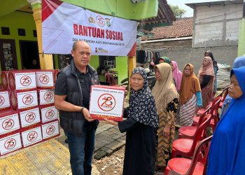 Polres Metro Bekasi Gelar Bakti Sosial Dalam Rangka Menyambut HUT Bhayangkara Ke-78