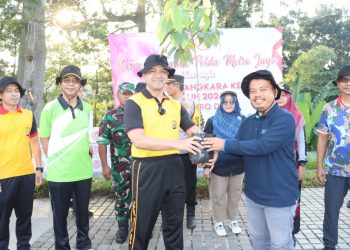 Polrestro Depok Gelar Kurve Bersama, Baksos dan Penanaman Pohon Dalam Rangka Hari Bhayangkara Ke-78 Tahun