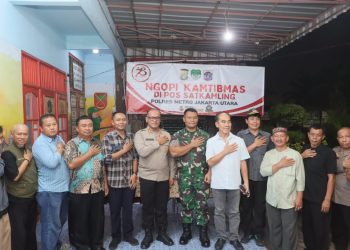 Ngopi Kamtibmas di Sunter Agung, Kapolres Jakut Imbau Warga Jauhi Pinjol dan Judol