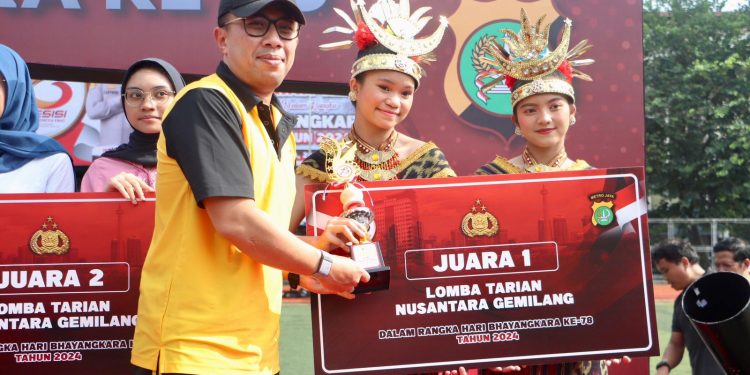 Polda Metro Jaya Beri Hadiah Pemenang Perlombaan Kapolda Cup 2024
