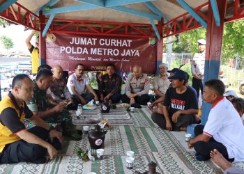 Kapolres Kepulauan Seribu Gelar Jumat Curhat di Pulau Pari, Bahas Kamtibmas dan Solusi Permasalahan Warga