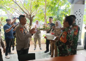 Koramil Kecamatan Tanah Abang Berikan Ucapan Hari Bhayangkara Ke-78 Tahun 2024