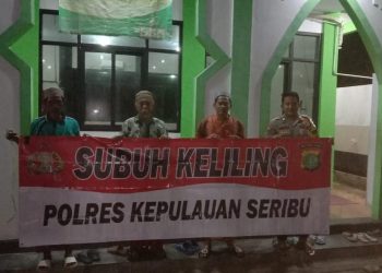 Bhabinkamtibmas Pulau Tidung Briptu Andika Fajar Gelar Subuh Keliling di Musolah Al-Jazirah
