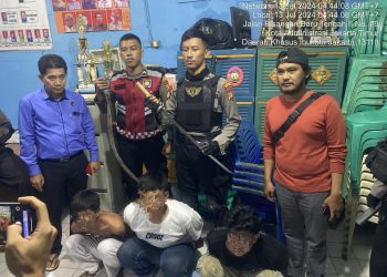 Bubarkan Tawuran, Polisi Amankan Remaja Bawa Senjata Tajam di Pisangan Baru tengah