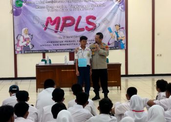 Dalam MPLS, Polisi berikan penyuluhan bahaya narkoba dan pencegahan kenakalan remaja di kalangan pelajar