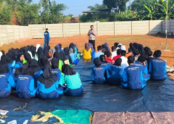 Polsek Bojongsari Gelar Sosialisasi Tertib Lalu Lintas dan Bahaya Narkoba Kepada Siswa Siswi SMK Insan Medika
