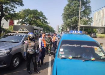 Antisipasi Kemacetan, Sat Lantas Polres Metro Depok Tindak Angkot yang Ngetem Sembarangan