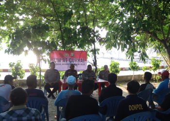 Kapolres Kepulauan Seribu Gelar ‘Jumat Curhat’ di Pulau Untung Jawa: Sampaikan Harapan dan Solusi Kamtibmas