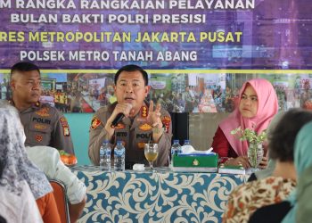 Jum’at Curhat Plus Kapolres Metro Jakarta Pusat Bersama Warga di RPTRA Melati