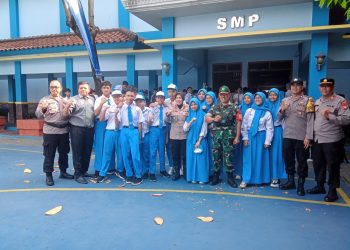 Kapolsek Kramatjati Berikan Penyuluhan Hukum dan Bahaya Tawuran di Global Islamic School