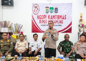 Ngopi Kamtibmas Bersama 4 Pilar di Satkamling RW 10, ini yang disampaikan Kapolres Metro Jaktim