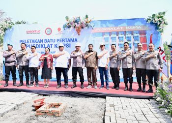 Kapolri Laksanakan Peletakan Batu Pertama Pembangunan Gedung Pusdiklat SPSI di Kawasan Jatiluhur Kab. Purwakarta