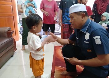Kasi Humas Polsek Tambora Akhiri Masa Tugas dengan Santunan kepada Anak Yatim dan Piatu