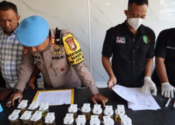 Wakapolres Metro Depok Gelar Sidak dan Tes Urine Mendadak bagi Personel Polres Metro Depok