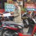 Unit Reskrim Polsek Ciledug Mengembalikan Sepeda Motor Yang Telah Hilang Kepada Pelapor