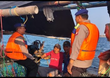 Patroli Satpolairud Polres Kepulauan Seribu Perkuat Pengamanan Laut Jelang Pilkada 2024