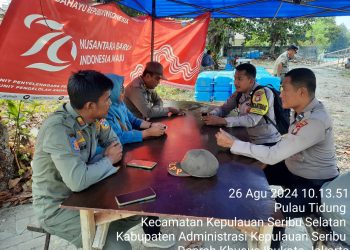 Bhabinkamtibmas Pulau Tidung Sambangi Warga, Ajak Waspada Hoax dan Isu SARA Jelang Pilkada 2024