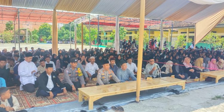 Peringatan Maulid Nabi Muhammad SAW di SMPN 1 Tambelang