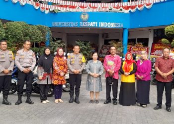 Jabat Kapolsek Cipayung, Kompol Dwi Susanto Gelar Kunjungan Kerja ke Tokoh Agama dan Masyarakat di Wilayah Cipayung