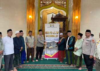 Satu Jam Mengaji Bersama Polisi di Masjid Jami Shulhul Majani Johar Baru