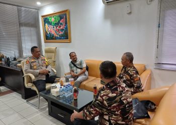 Kapolsek Matraman Terima Audiensi dari FKPPI Rayon Matraman, Jalin Sinergi dalam Menjaga Kamtibmas