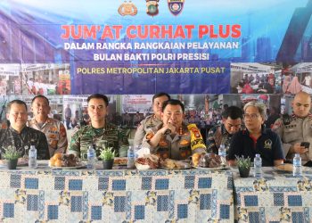 Jum’at Curhat Plus Kapolres Metro Jakarta Pusat Bersama Warga di RPTRA Hati Suci RW 07 Kelurahan Kampung Bali