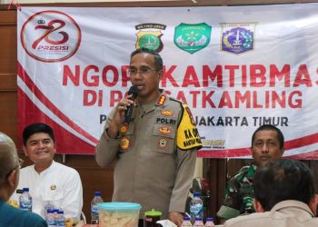 Jumat curhat Kapolres Metro Jaktim ajak warga ciptakan situasi kondusif jelang Pilkada