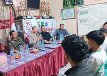 Kapolsek dan 3 Pilar Pulogadung Ngopi Kamtibmas bersama warga bahas tawuran