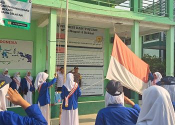 Police Goes To School: Edukasi Cegah Kenakalan Remaja