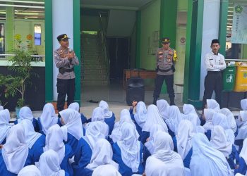 Kanit Bintibsos Satbinmas Polres Metro Bekasi, Berikan Pembinaan dan Penyuluhan di MTSN 4 Bekasi