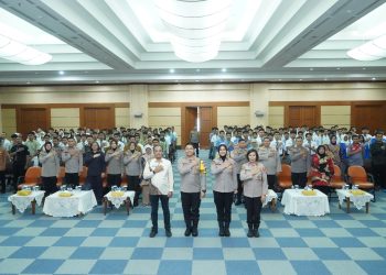 Pelajar Jakarta Barat Antusias Ikuti Sosialisasi Penerimaan Polri Tahun 2025