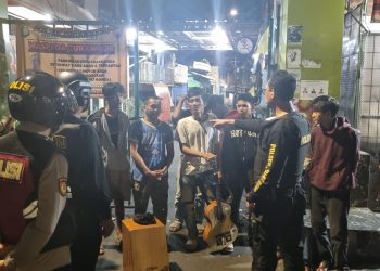 Polsek Johar Baru Bubarkan Remaja Nongkrong Malam Antisipasi Tawuran