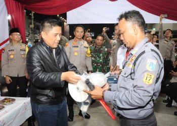 Kapolda Metro Jaya Ajak Warga Cegah Tawuran, Bahaya Pinjol dan Judi Online dalam Ngopi Kamtibmas di Cengkareng