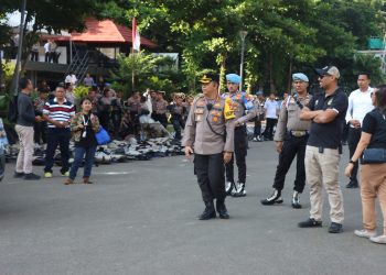 Polisi Kerahkan 1.859 Personel Amankan Aksi Buruh di Patung Kuda
