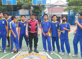 Polsek Pasar Rebo Gelar Mitigasi di SMPN 203 Cegah Tawuran Pelajar