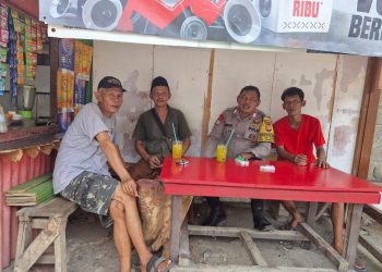Bhabinkamtibmas Jatiwaringin Ajak Warga Waspadai Judi Online, Pinjol Ilegal, Narkoba, dan Tawuran