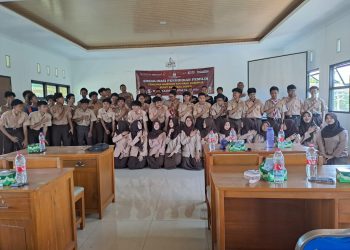 Polsek Cikarang Pusat Gelar Police Goes to School di SMAN 1 Cikarang Pusat