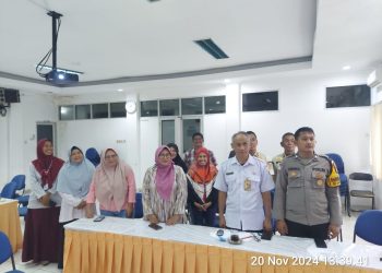 Bhabinkamtibmas Pulau Tidung Hadiri Rapat Evaluasi Desk Pilkada 2024 Bersama ASN Kelurahan